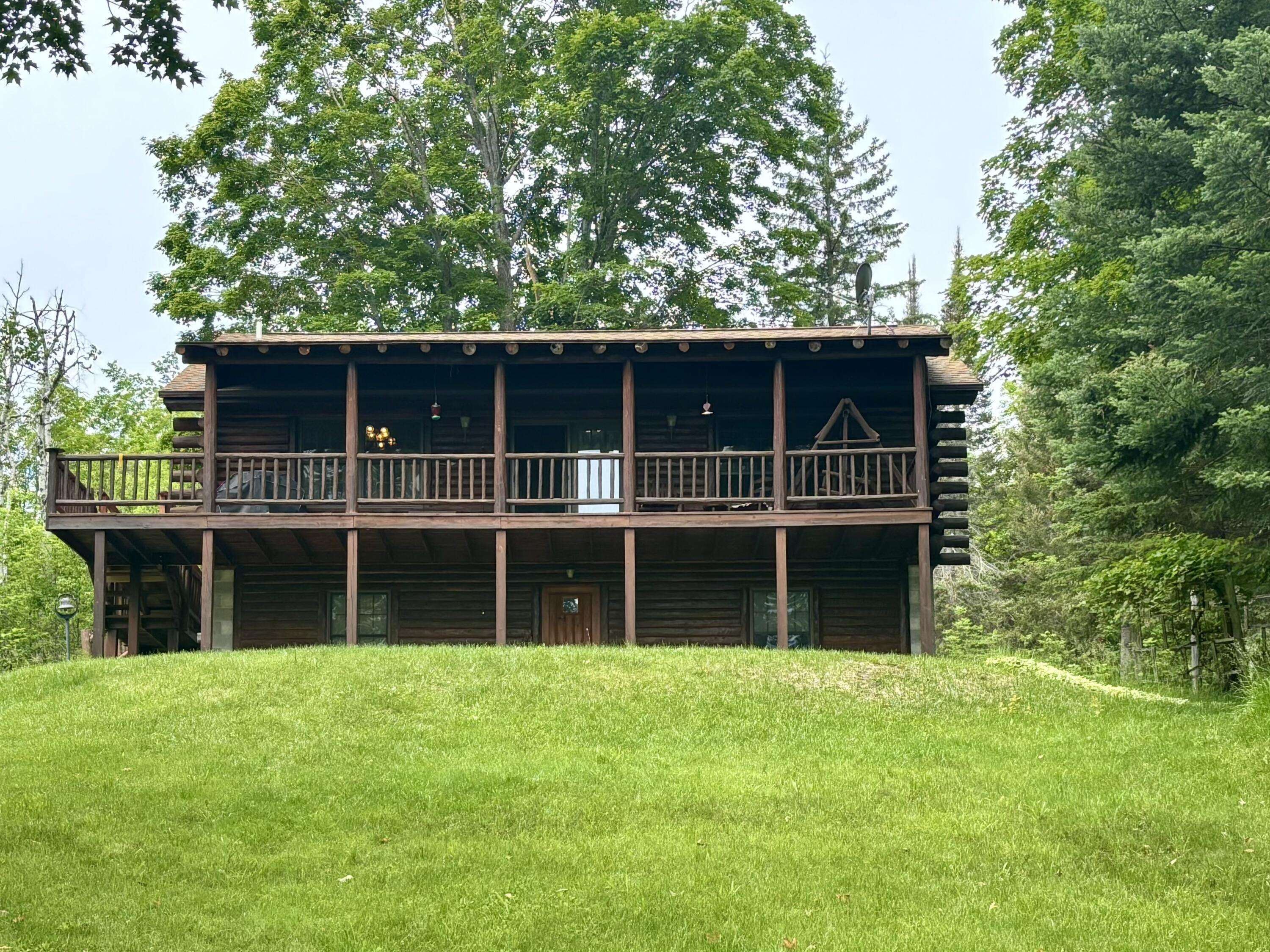 13333 S Black River RD, Onaway, MI 49765