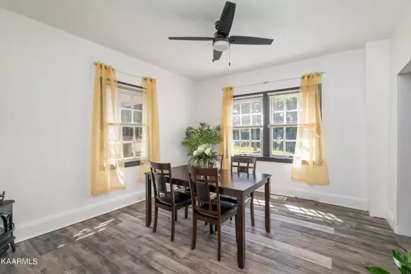 1243 Exeter Ave Knoxville, TN 37921