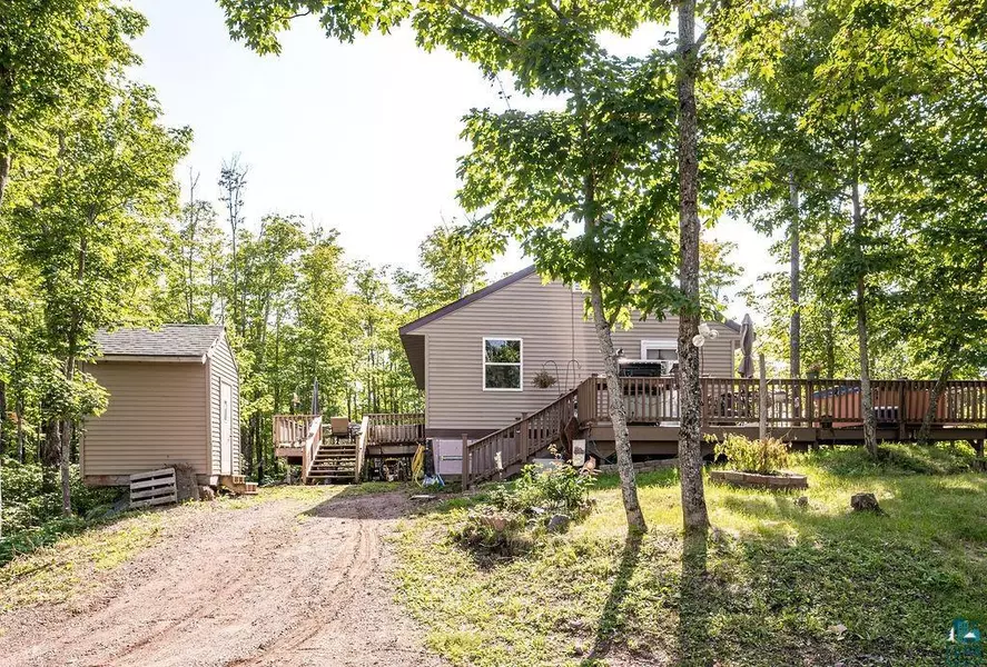 3690 Birch Hill Rd, Silver Bay, MN 55614