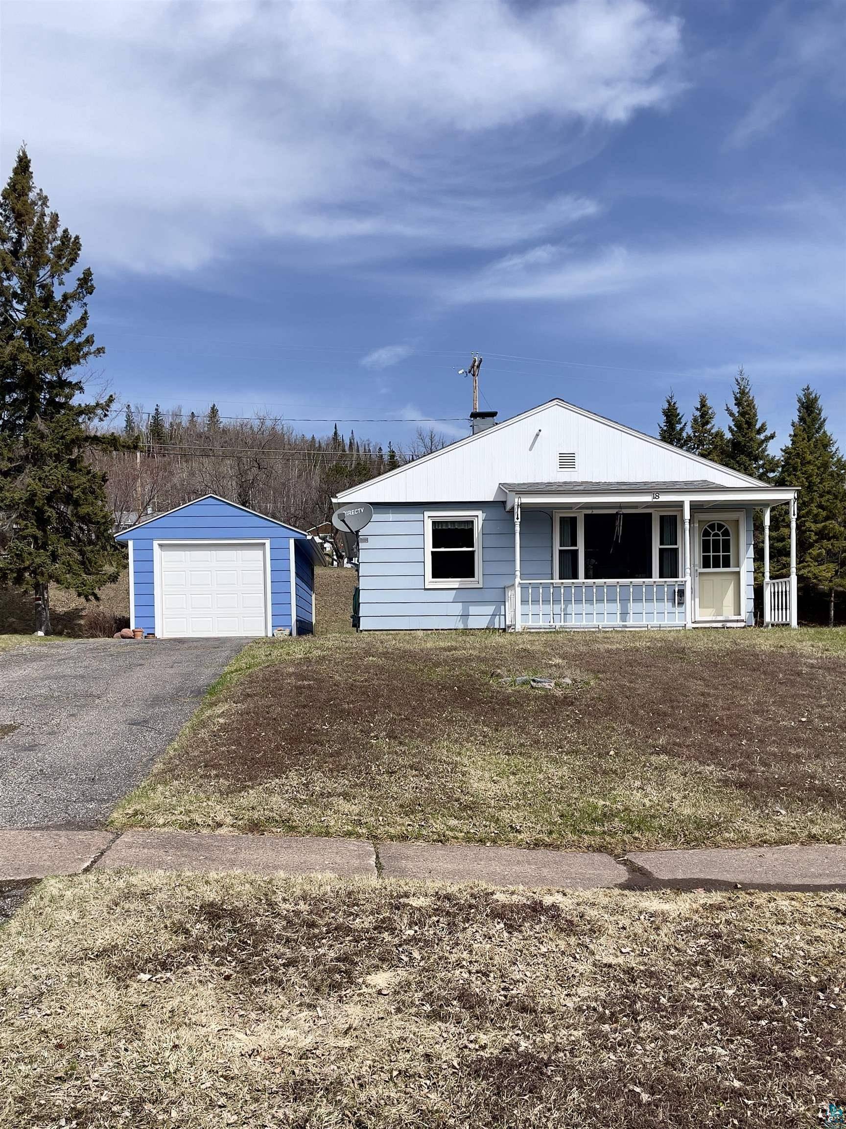 18 Charles Cr, Silver Bay, MN 55614