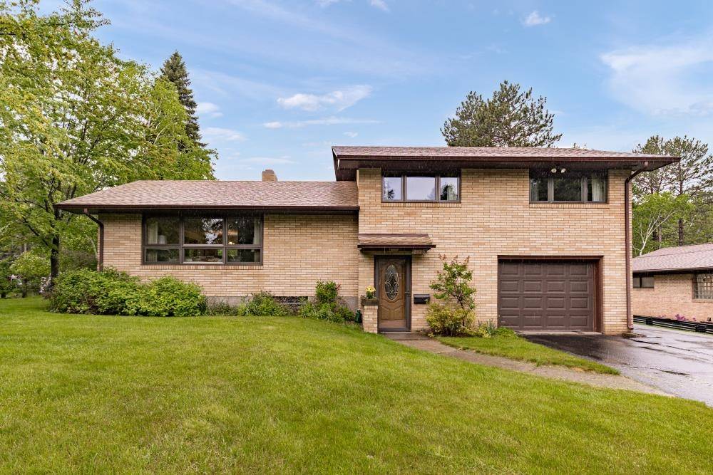 2125 Harvard Ave, Duluth, MN 55803