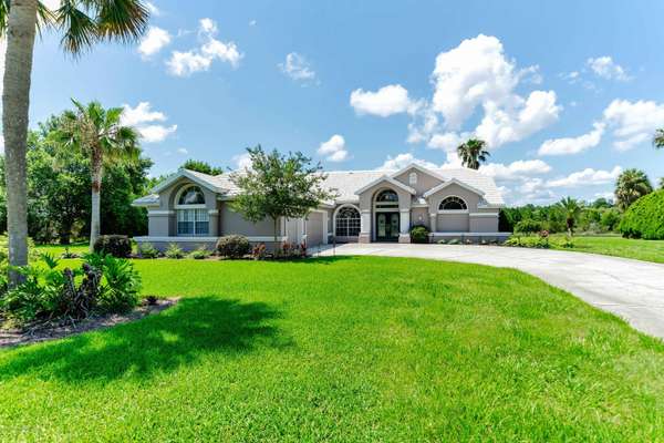 10538 Woodland Waters Boulevard, Weeki Wachee, FL 34613