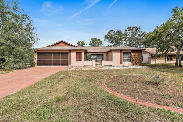 8149 Philatelic Drive, Spring Hill, FL 34606