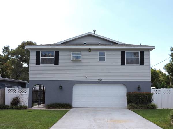 7247 Aberdeen Court, Weeki Wachee, FL 34607