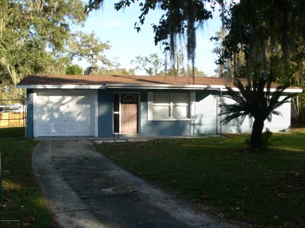 21401 Campbell Drive, Brooksville, FL 34601