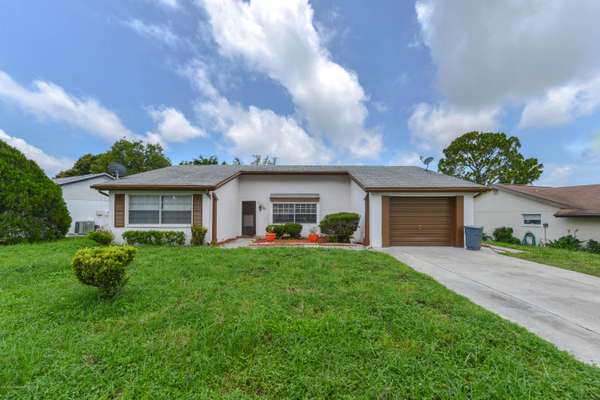 8419 Clover Hill Loop, Hudson, FL 34667