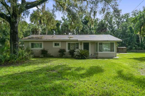 2021 NW 13th Avenue, Crystal River, FL 34428