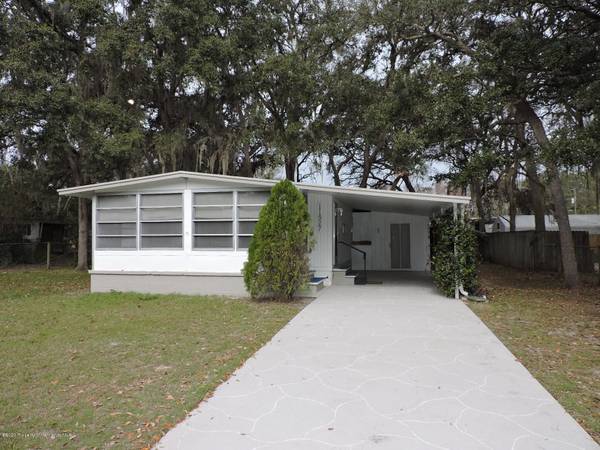 11927 Bemont Avenue, Hudson, FL 34667