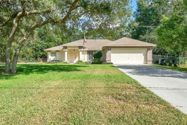 15522 Oakcrest Circle, Brooksville, FL 34604