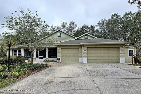 8183 Allen Drive, Weeki Wachee, FL 34613