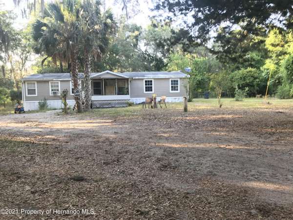 26305 Alamo Road, Brooksville, FL 34601