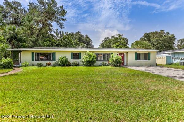 5838 Wyoming Avenue, New Port Richey, FL 34652