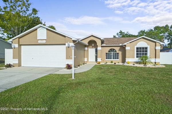 5235 Deerfield Avenue, Spring Hill, FL 34608