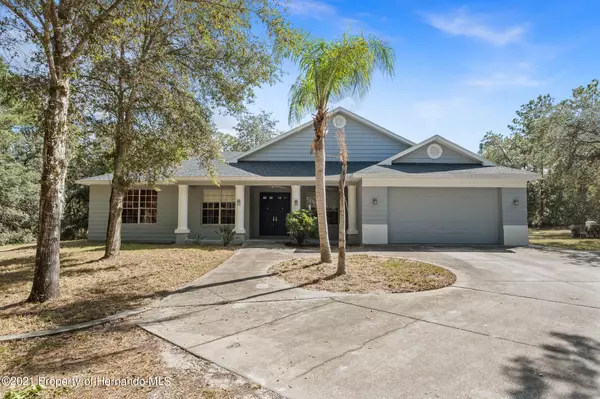 8174 Victoria Way, Weeki Wachee, FL 34613