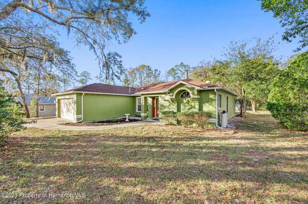 12241 Greenwood Street, Brooksville, FL 34613