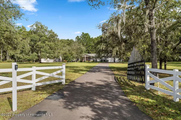 8052 Stapleton Road, Brooksville, FL 34602