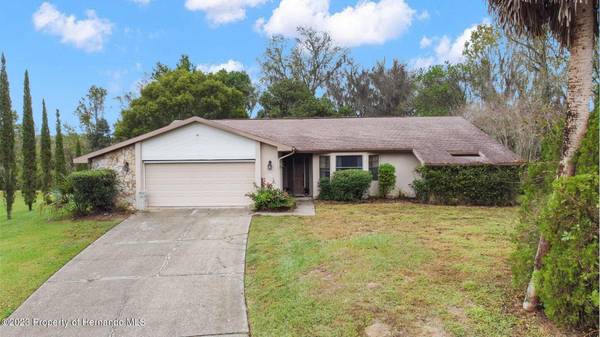 23415 Eppley Drive, Brooksville, FL 34601