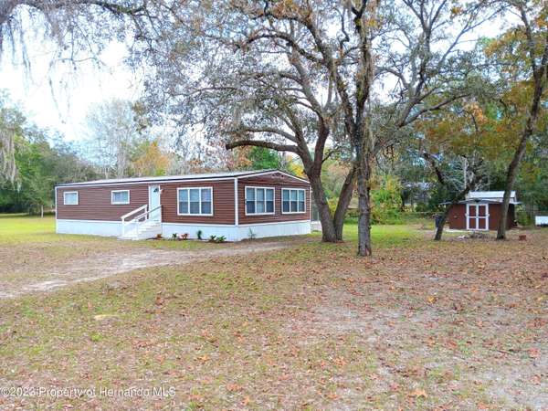 7520 W Autumn Street, Homosassa, FL 34446