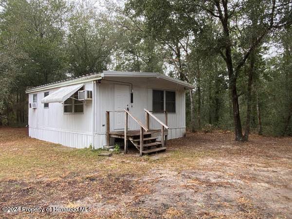 27434 and 27428 Coleman, Brooksville, FL 34602