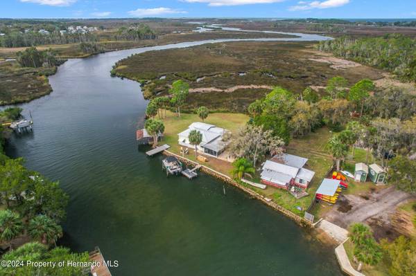 8064 Marys Fish Camp Road, Weeki Wachee, FL 34607