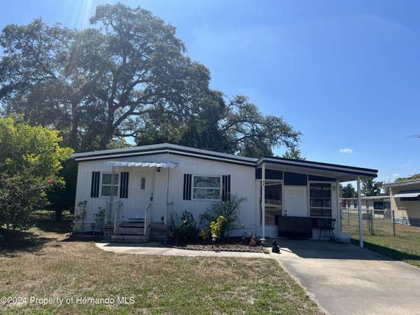 7489 Western Circle Drive, Brooksville, FL 34613