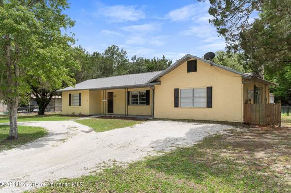 7612 W. Sunburst Lane, Homosassa, FL 34448