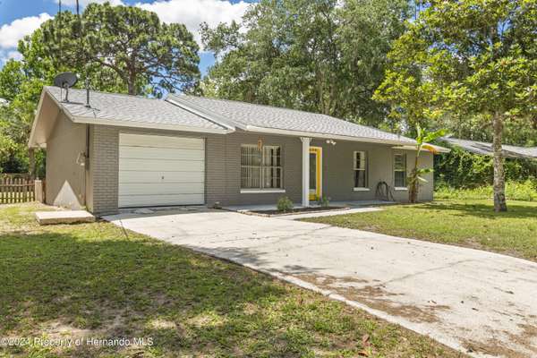 9690 Green Lane, Crystal River, FL 34429