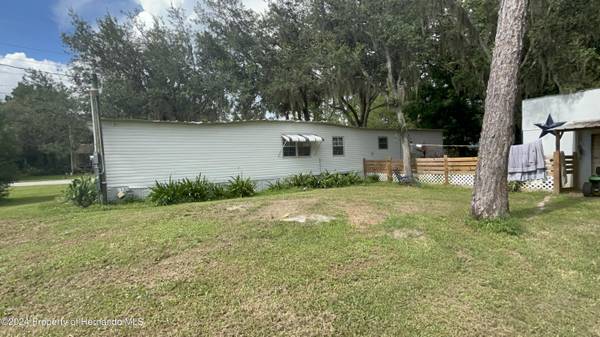 8300 W Highland Street, Homosassa, FL 34448