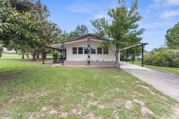 8098 Montrose Ave Avenue, Brooksville, FL 34613