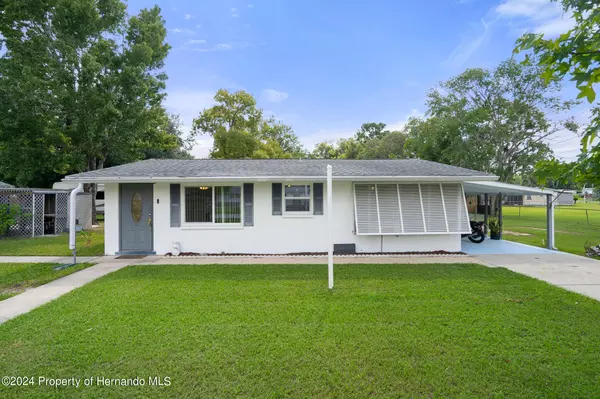 5277 S Manatee Terrace, Homosassa, FL 34446