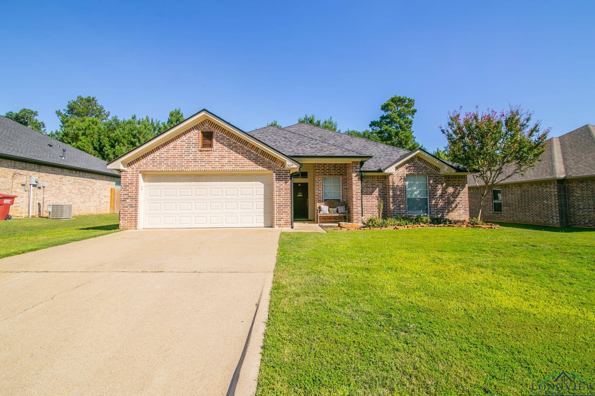 309 Bois D'arc, Hallsville, TX 75650