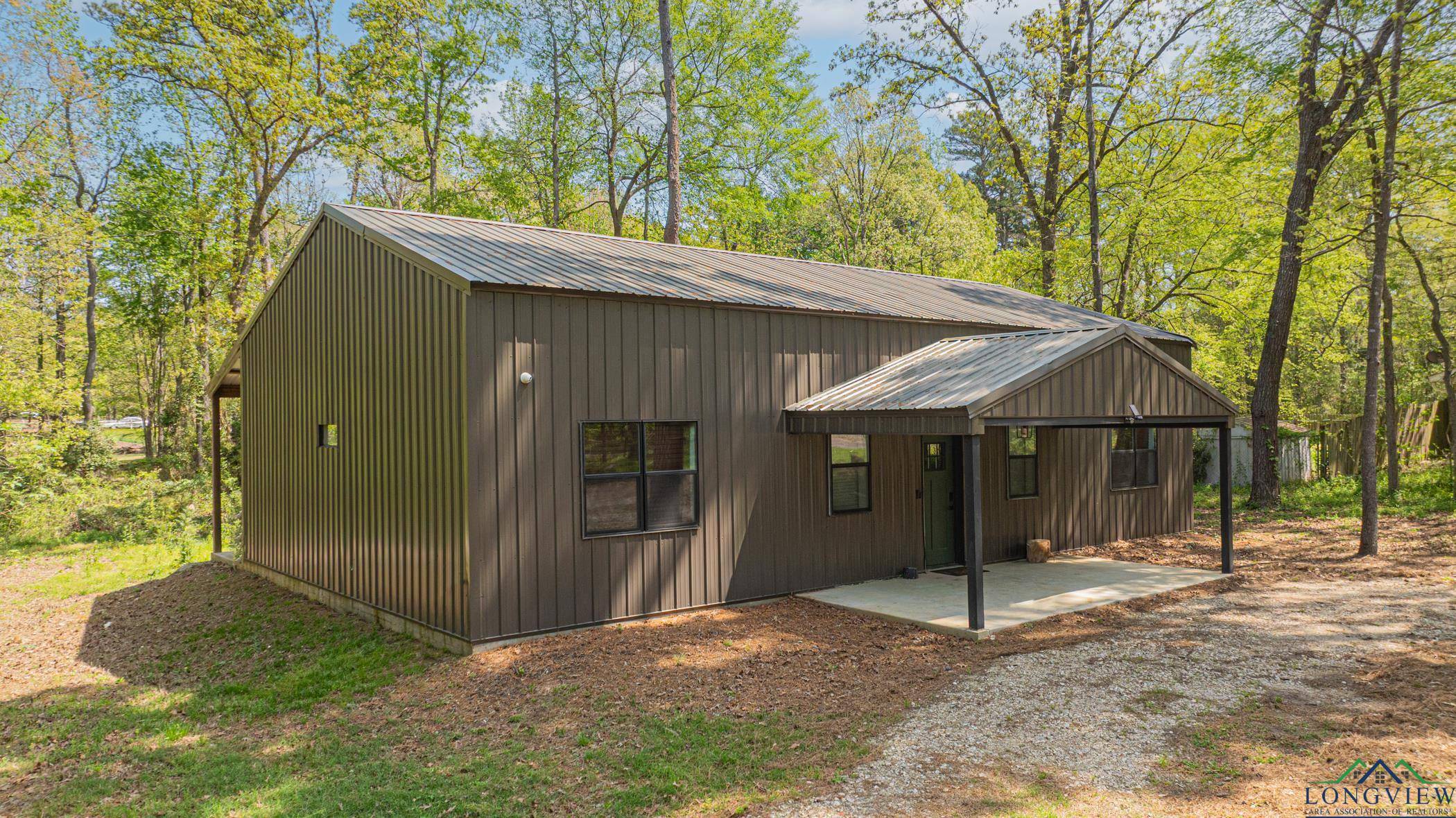 6759 Oakwood Drive, Gilmer, TX 75654