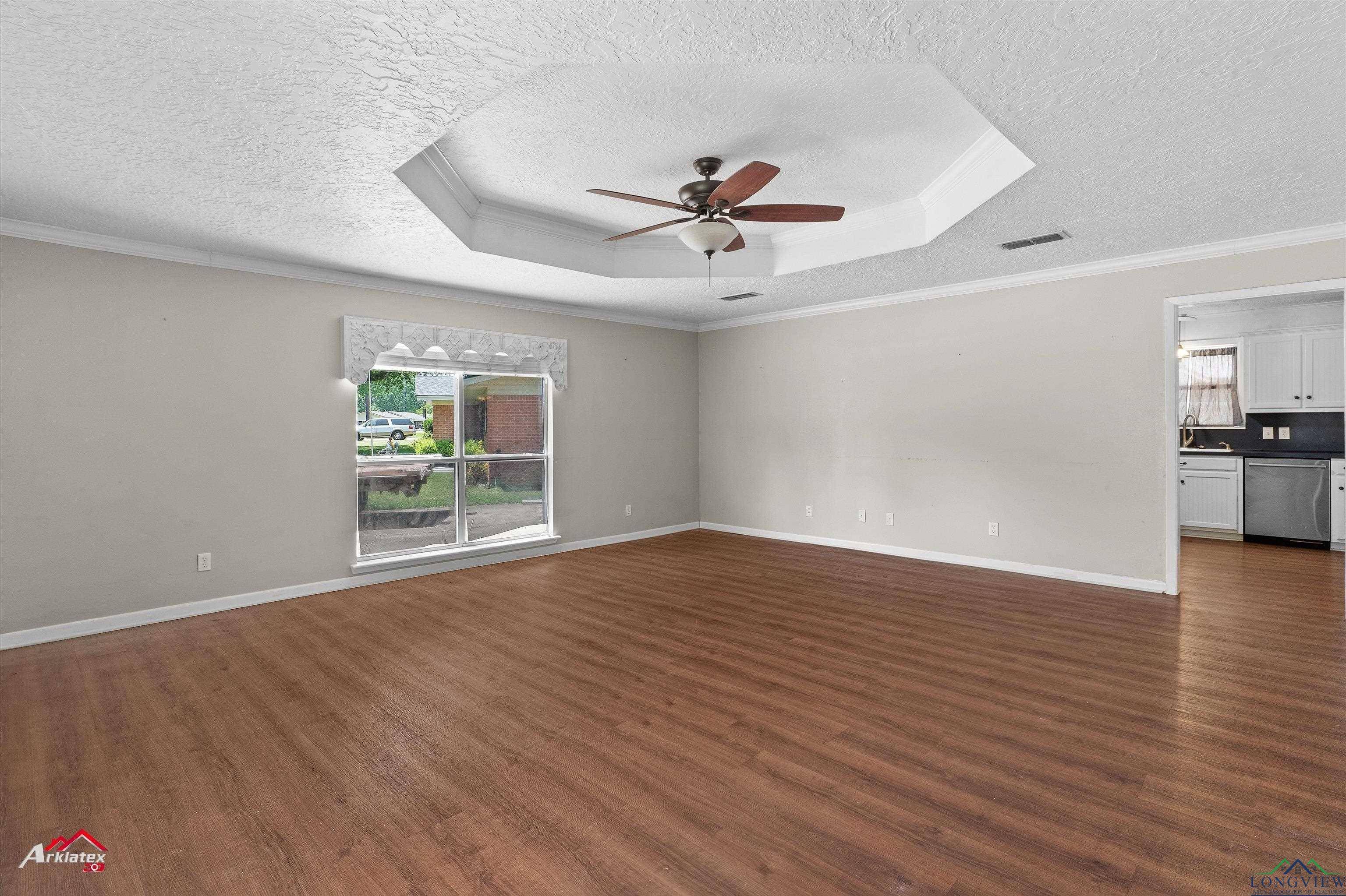 Carthage, TX 75633,1112 Lynnwood