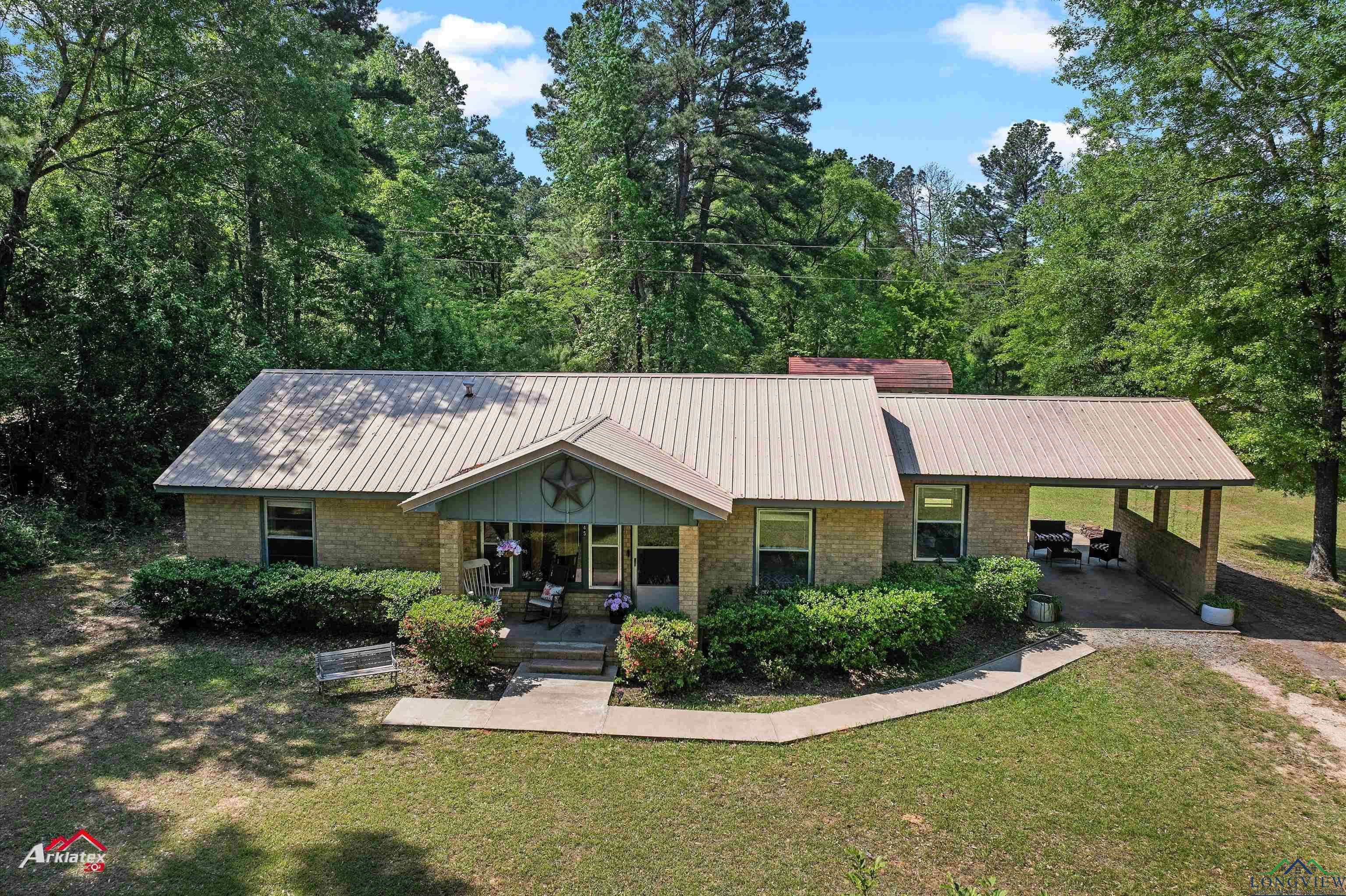 845 N Hill St, Tatum, TX 75691