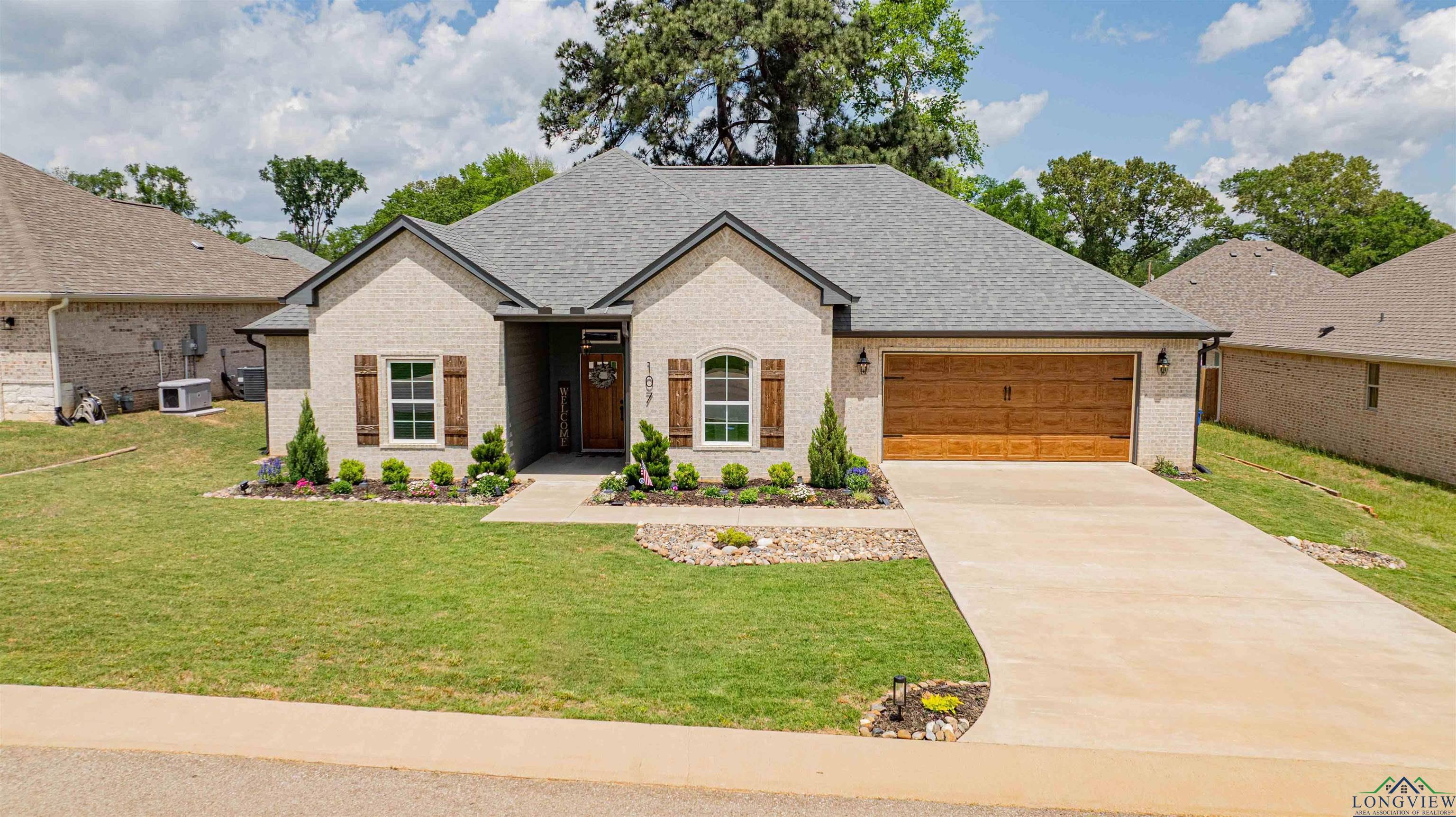 107 Hay Meadow Dr., Winona, TX 75792