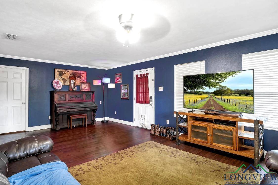 Tatum, TX 75691,145 Cherry St