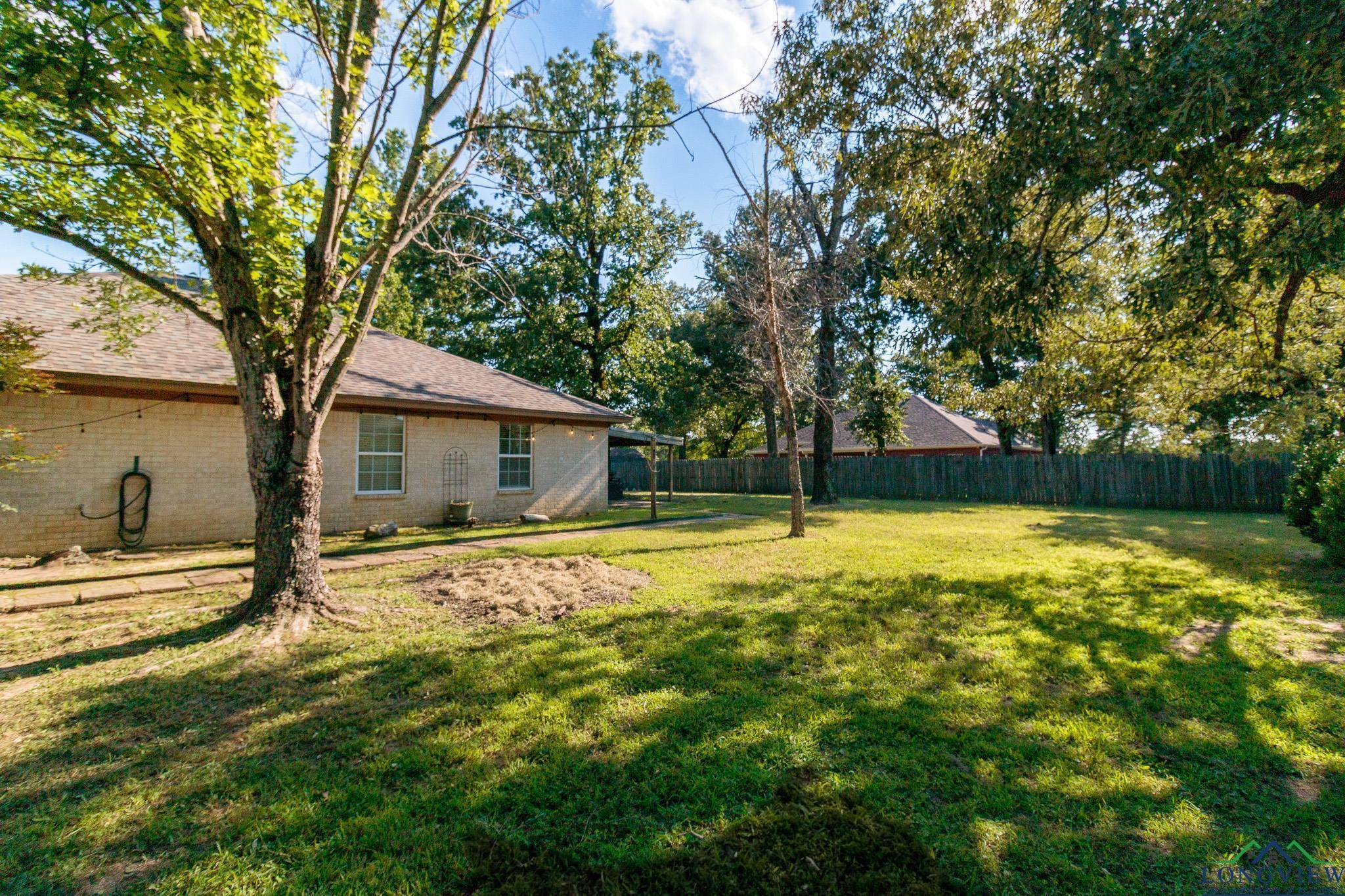 Tatum, TX 75691,145 Cherry St