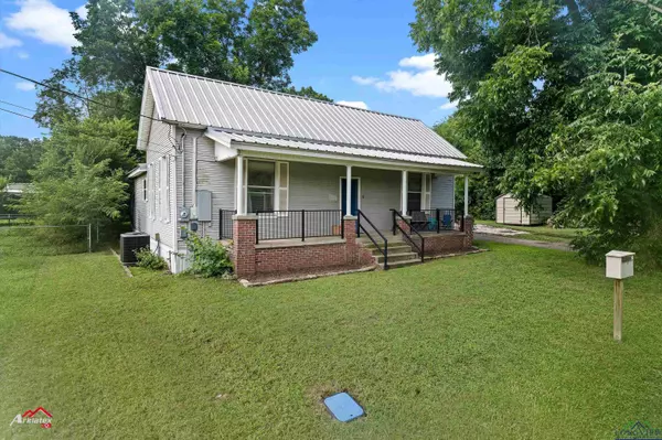102 Poplar St., Marshall, TX 75670