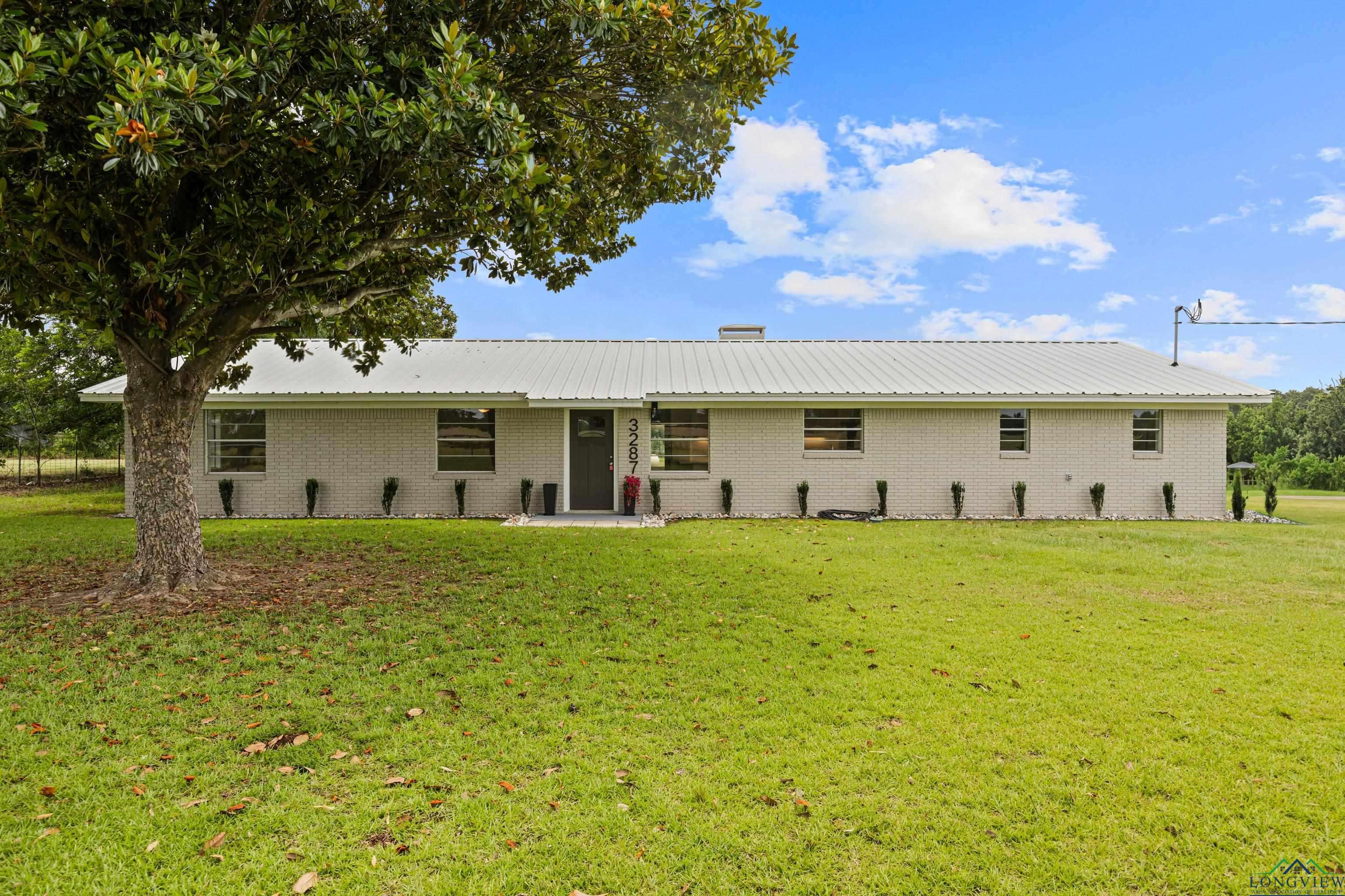 3287 CHIPMUNK RD., Gilmer, TX 75644