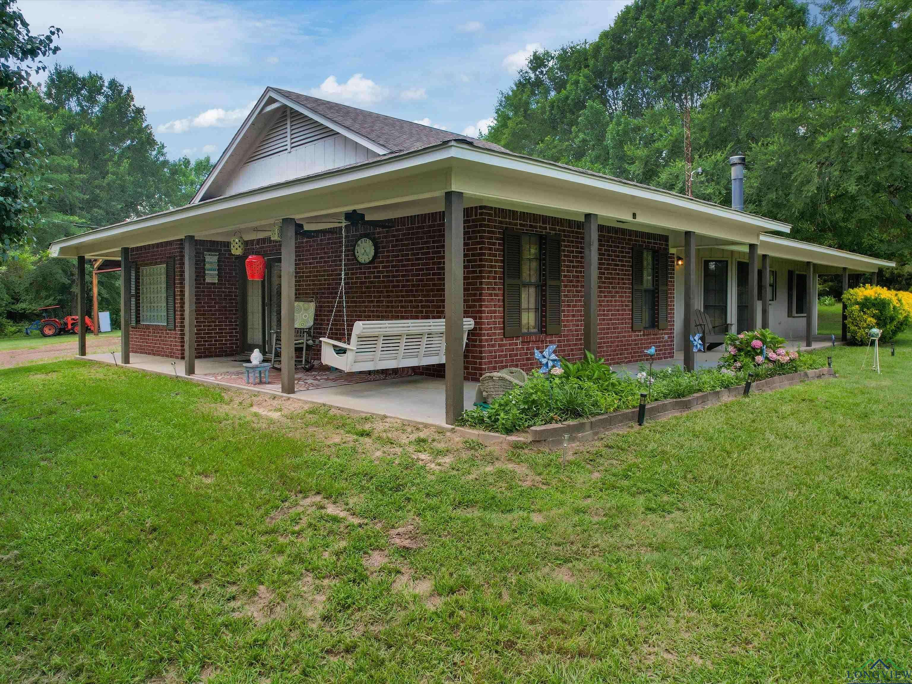 591 N Live Oak, Gilmer, TX 75644