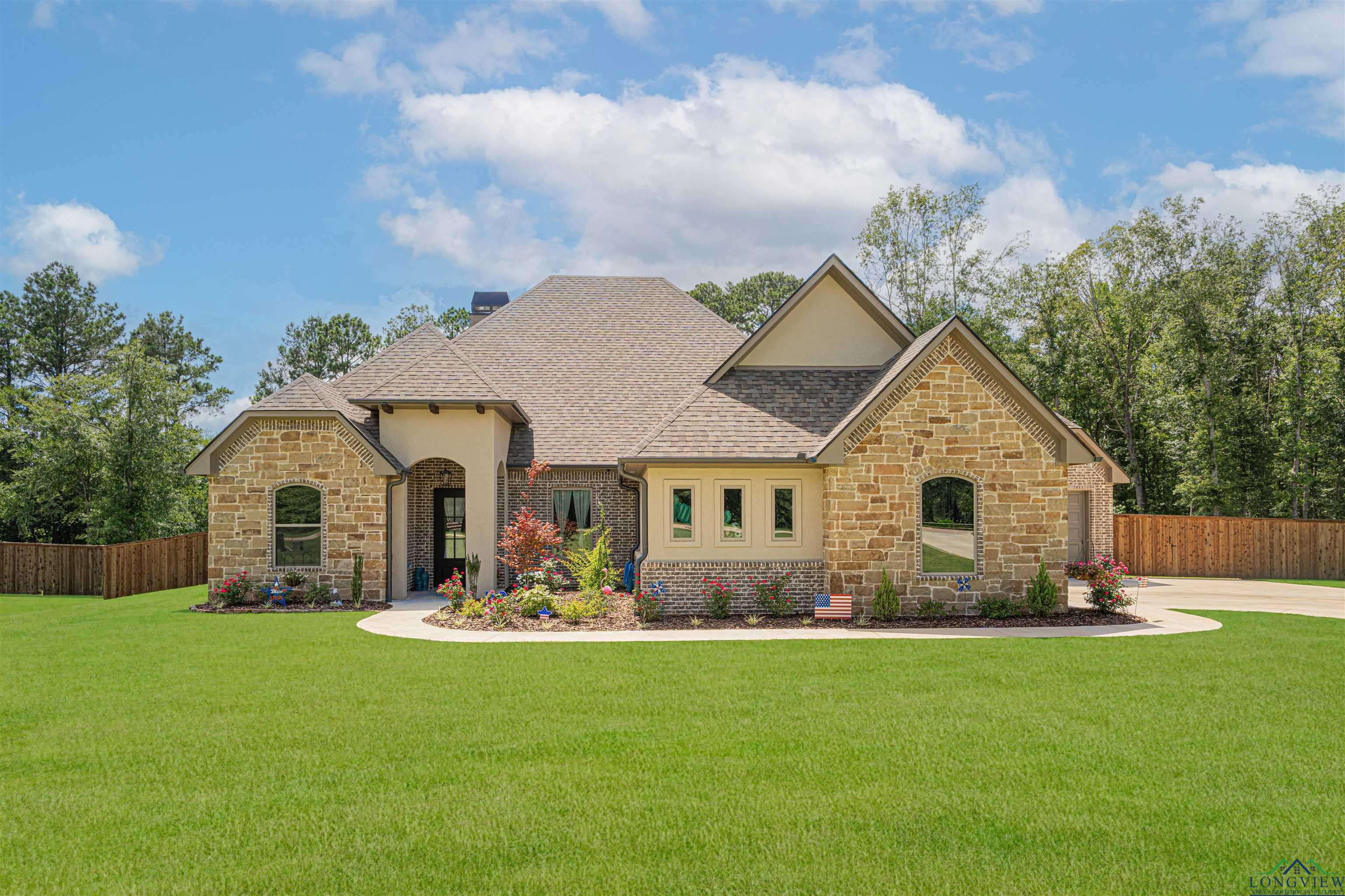 125 Thorn Briar, Longview, TX 75602