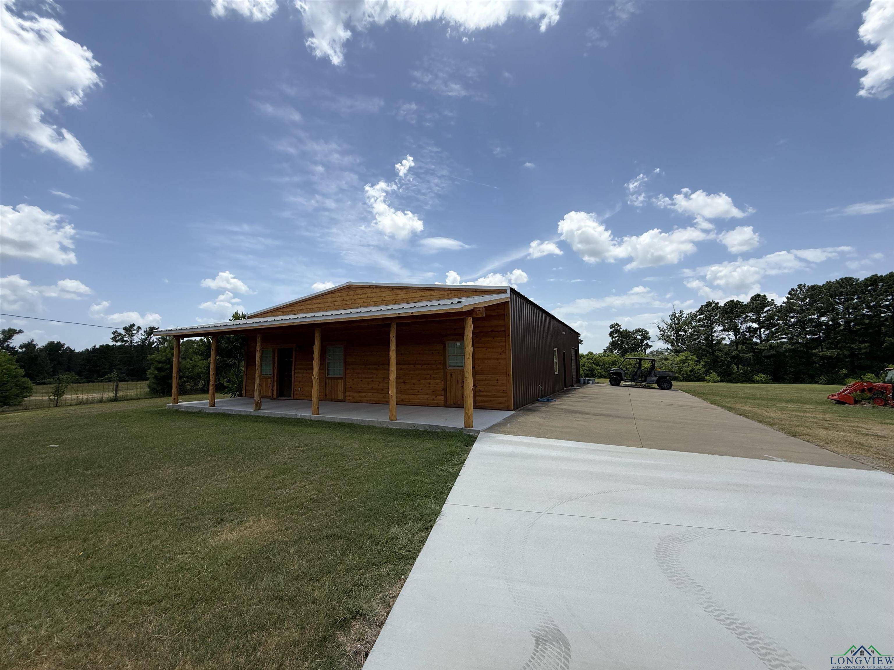 Longview, TX 75602,212 Lansing Switch