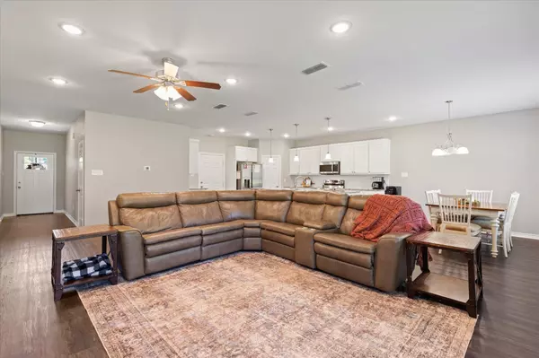 Gilmer, TX 75644,169 Hollybrook Street