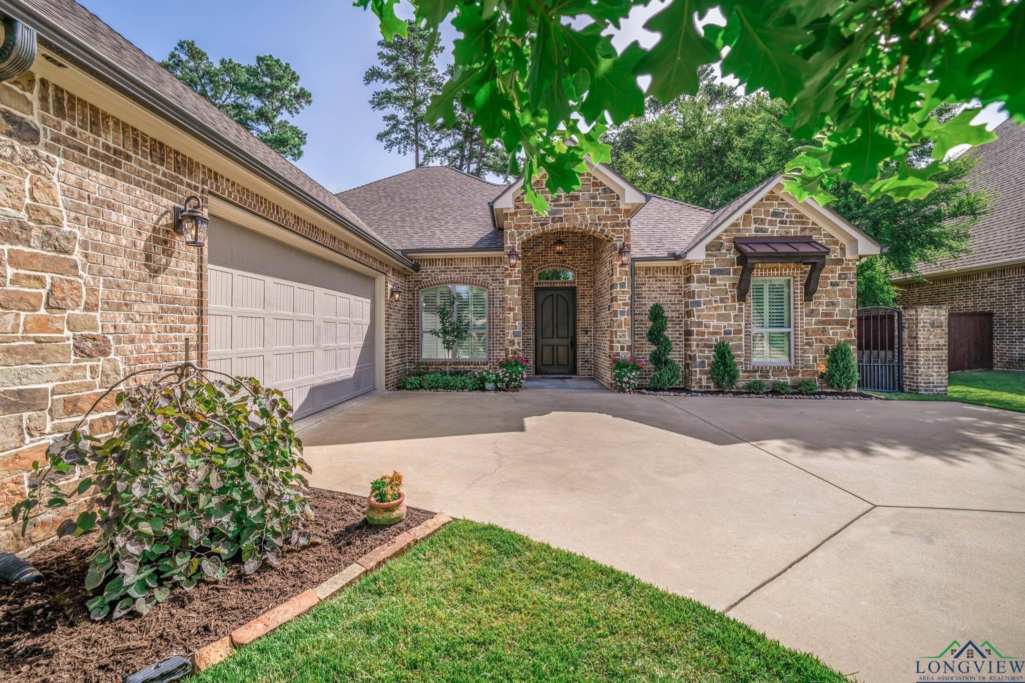 1600 San Augustine Ln, Longview, TX 75604