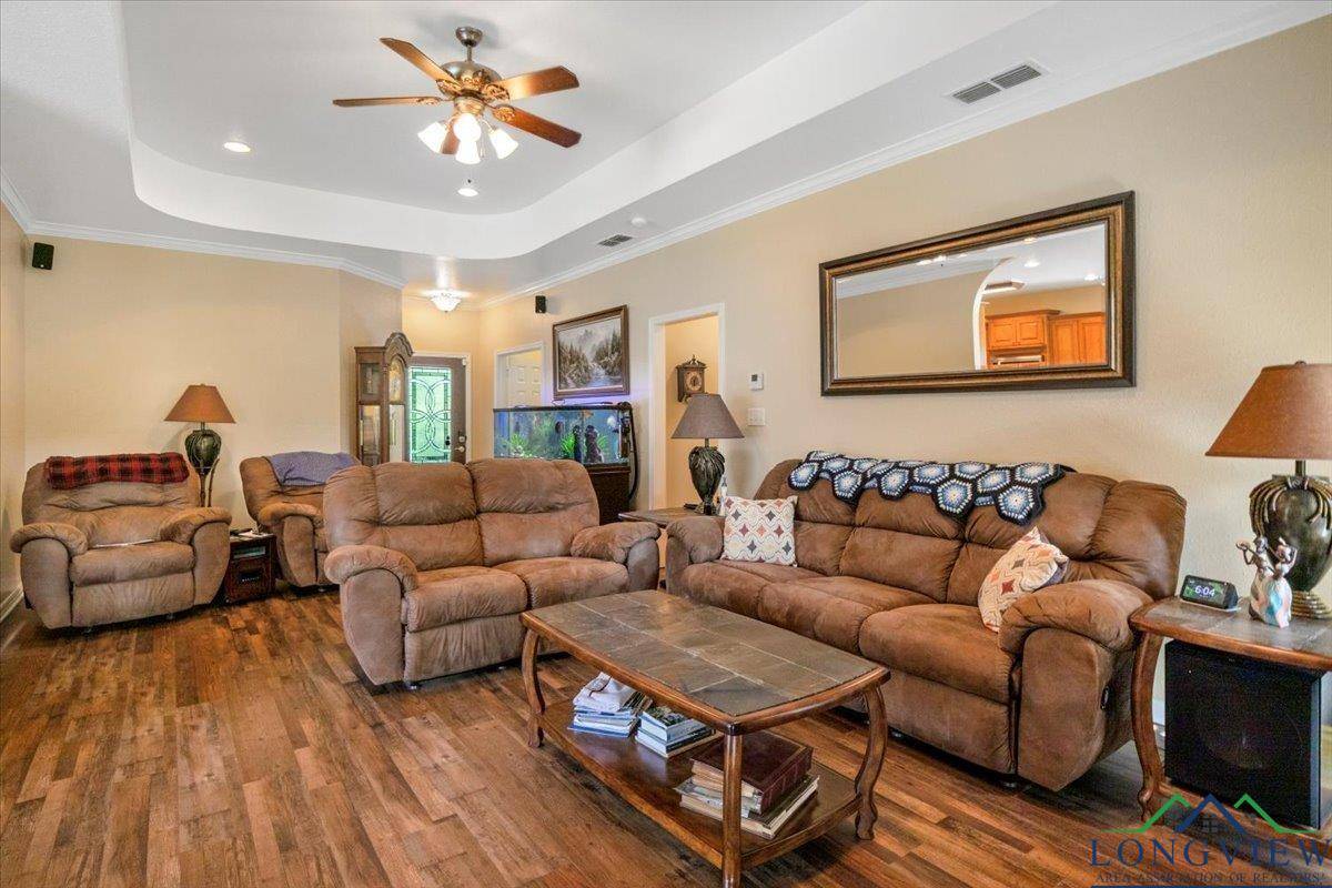 Tatum, TX 75691,930 Desirees Trl
