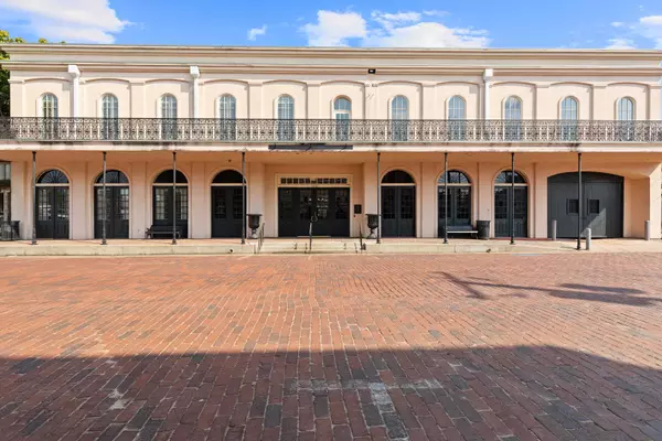 120 E Austin Street, Jefferson, TX 75657