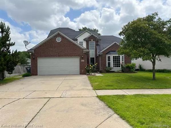 3256 CEDAR CREST Drive, Troy, MI 48083