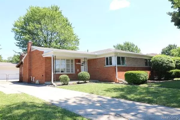 26830 NEWPORT Avenue, Warren, MI 48089