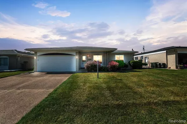 3162 Lancaster Drive, Sterling Heights, MI 48310