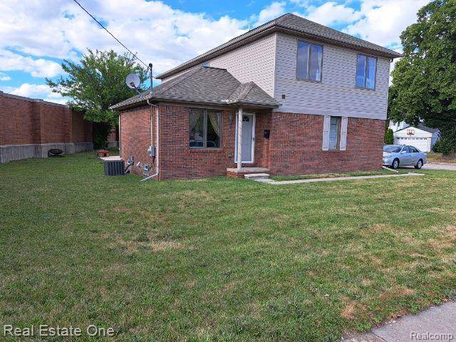2125 AGUSTINA Drive, Warren, MI 48091